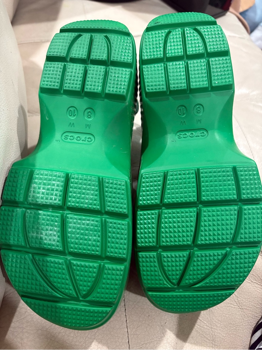 NWOT-Crocs Stomp Fisherman Kelly Green Jelly Platform Sandals - Picture 5 of 5